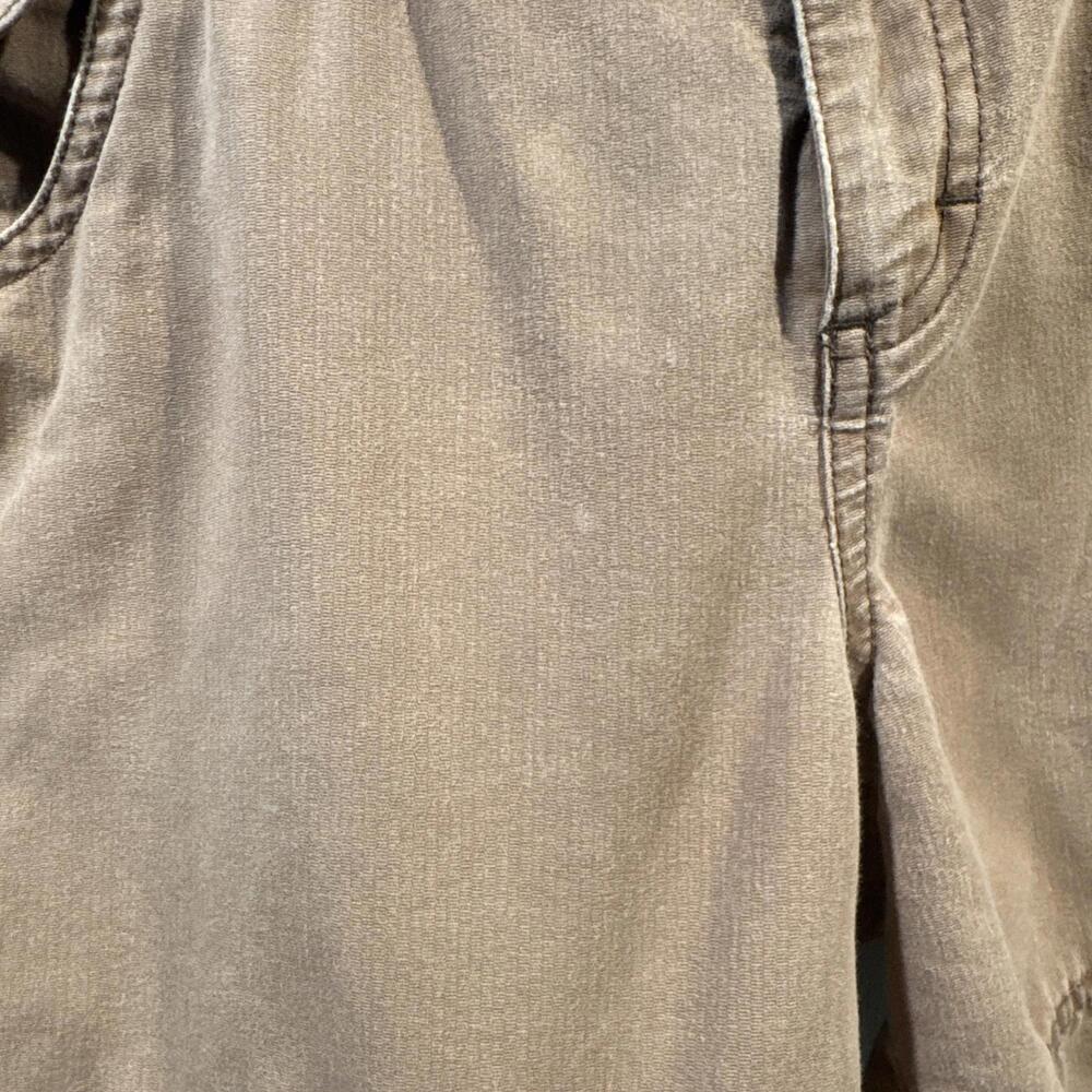 Womens Eastern Mountain Sports Shorts Size 8 Light Brown - Picture 3 of 5